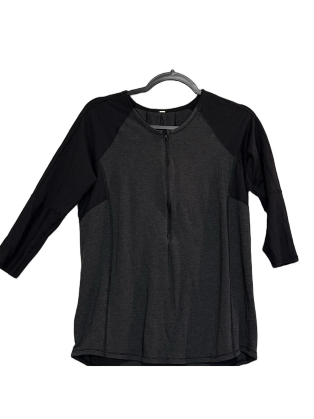 Lululemon Women's Large Gray Black Spincity Half Zip Shirt